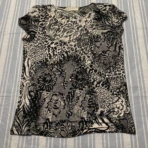 Dressbarn black and white patterned top with multicolor iridescent sequins.